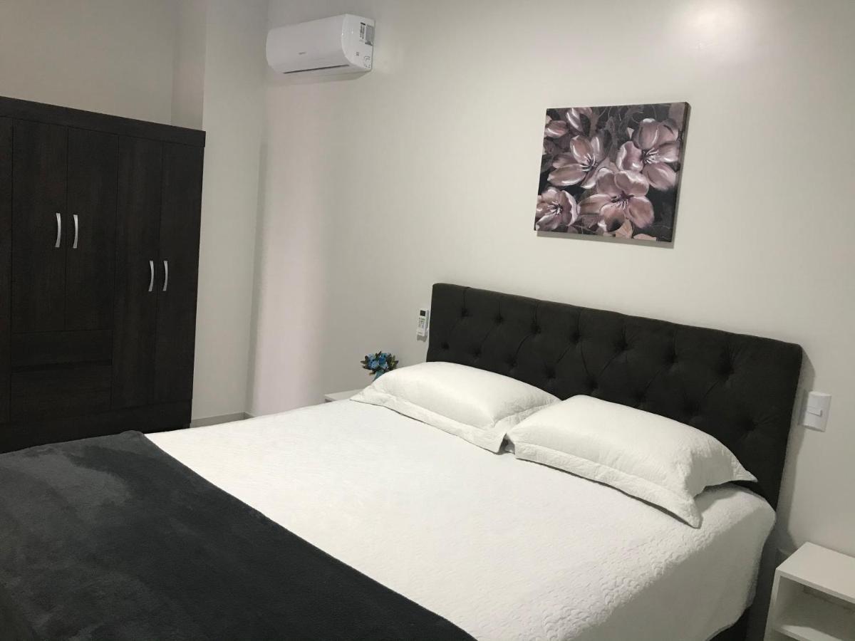 Residencial Quinta Dos Acores 加罗帕巴 外观 照片